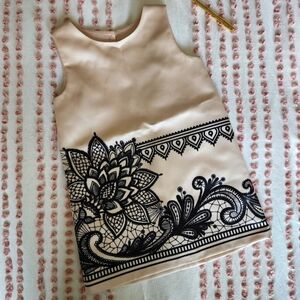 Little girls dress size 2t NEW